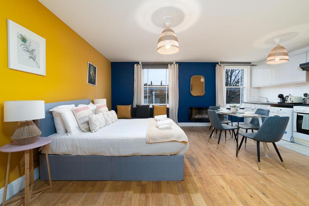 Modern & Cozy Just Steps From Hyde Park Appartamento *